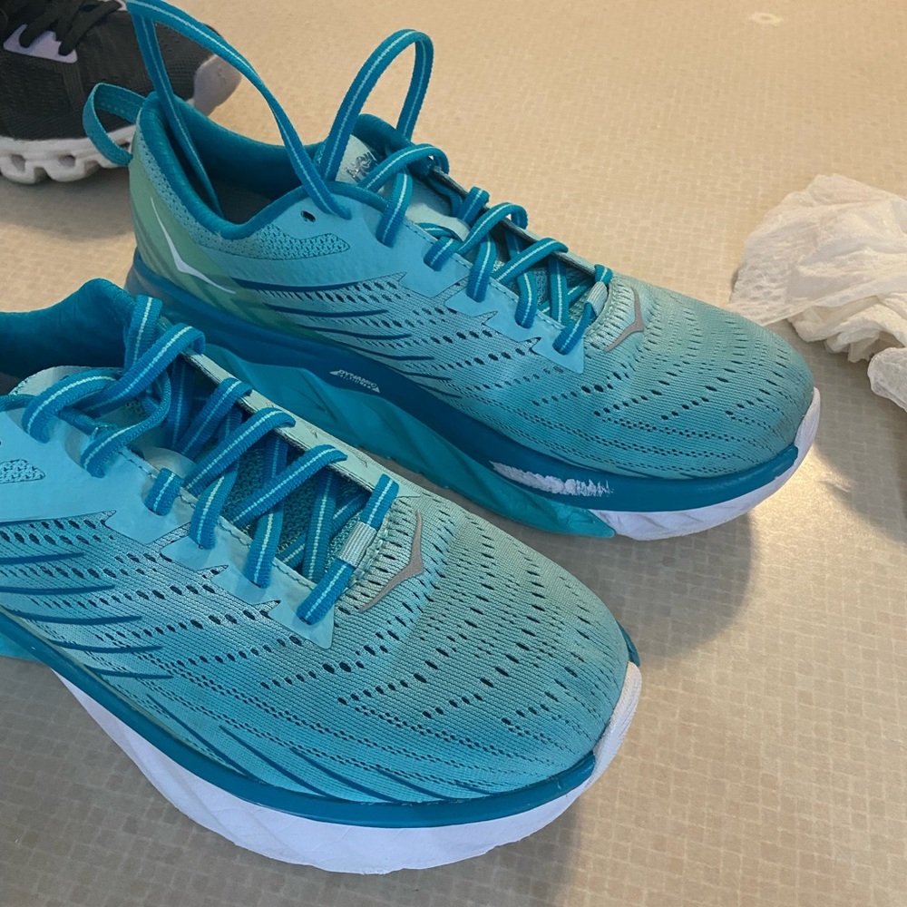 Hoka size 8